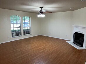 421 Bretts Way in Burleson, TX - Building Photo - Building Photo