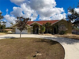 1186 Sandy St in Port Charlotte, FL - Building Photo