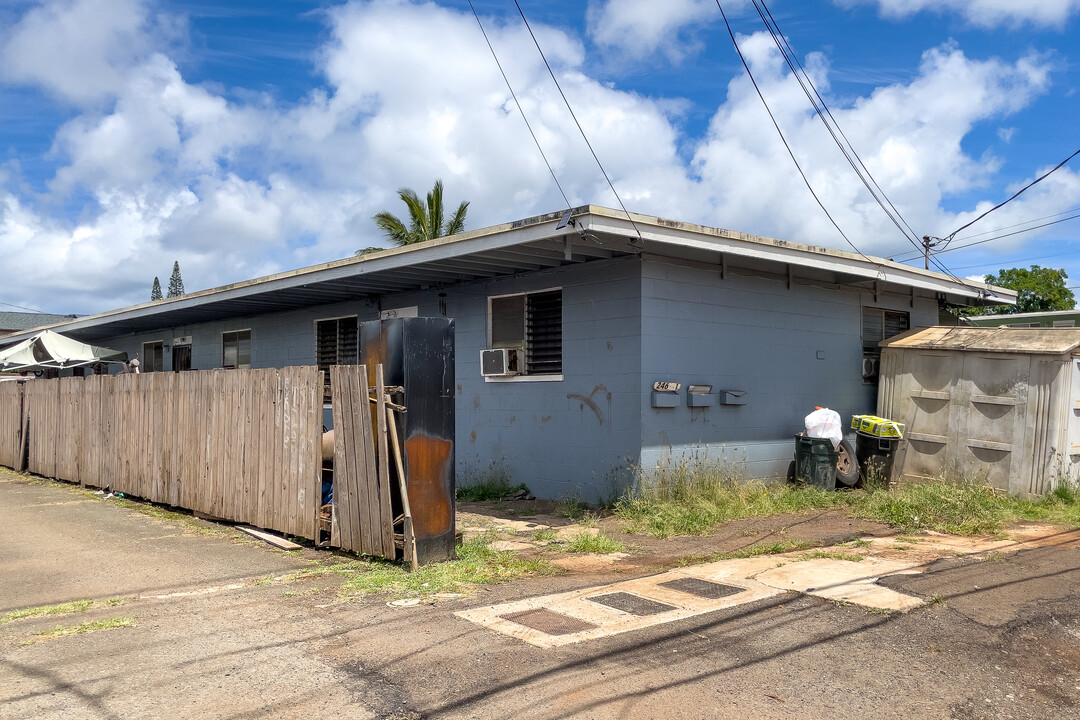 246A Olive Ave in Wahiawa, HI - Foto de edificio