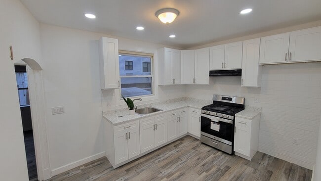 7411 Park Ave, Unit 1