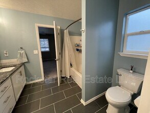 9022 W Campus Dr in Spokane, WA - Building Photo - Building Photo