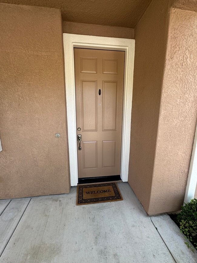 1453 S Mills Ave in Lodi, CA - Building Photo - Building Photo
