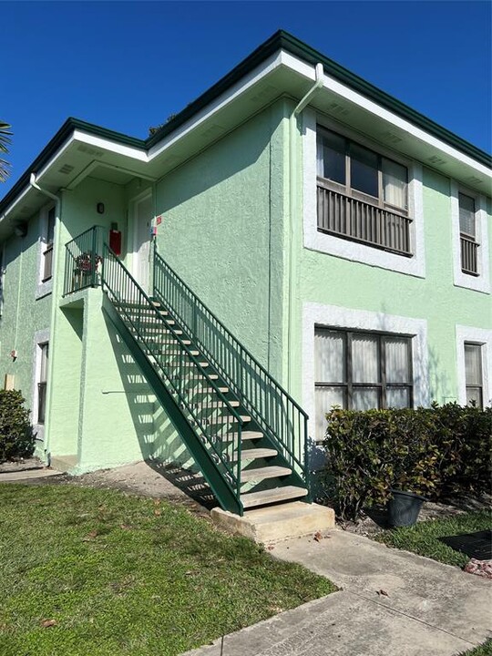 3954 NW 87th Ave, Unit 3954 in Sunrise, FL - Foto de edificio