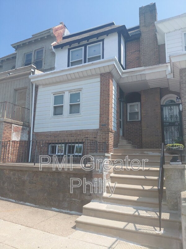 property at 5902 Belmar St