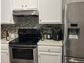 20 Pine Canyon Dr SW in Atlanta, GA - Building Photo - Building Photo