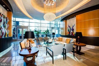 1881 N Nash St in Arlington, VA - Building Photo - Building Photo