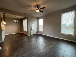 2257 Avery Village in New Braunfels, TX - Foto de edificio - Building Photo