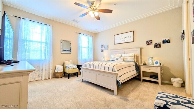9051 Capistrano St N in Naples, FL - Foto de edificio - Building Photo