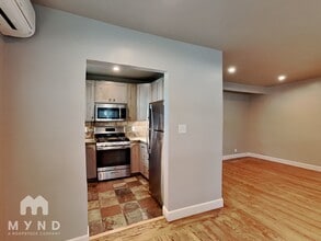2401 W St in Sacramento, CA - Building Photo - Building Photo