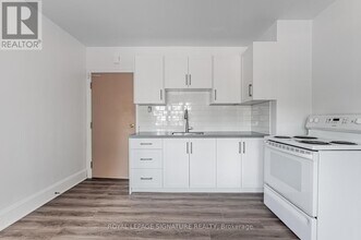 388 Palmerston Blvd in Toronto, ON - Building Photo - Building Photo