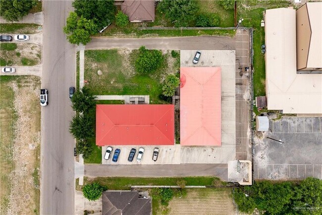 1105 W Stubbs St, Unit 2 in Edinburg, TX - Building Photo - Building Photo