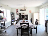 207 America Ct photo'