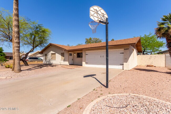 4407 S Rita Ln in Tempe, AZ - Building Photo - Building Photo
