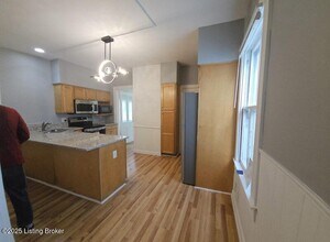 3930 S 2nd St in Louisville, KY - Building Photo - Building Photo