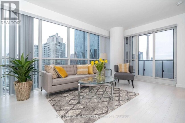 1 The Esplanade in Toronto, ON - Building Photo - Building Photo