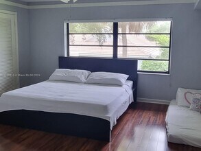 401 NW 127th Ave-Unit -7 in Plantation, FL - Building Photo - Building Photo