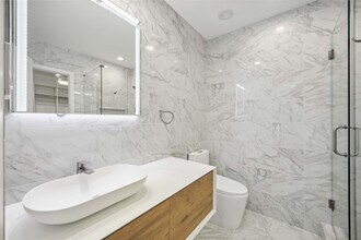 6306 Pineshade Ln in Houston, TX - Building Photo - Building Photo