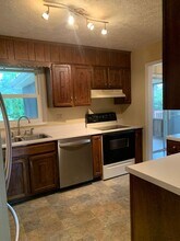 250 Majestic Dr NW in Christiansburg, VA - Building Photo - Building Photo