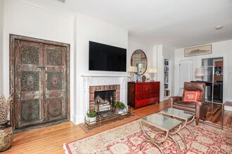 1711 Riggs Pl NW in Washington, DC - Building Photo - Building Photo