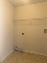 8928 Southbay Dr in Tampa, FL - Building Photo - Building Photo
