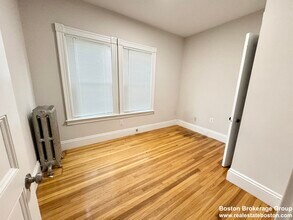 3 Mount Vernon St, Unit 2 in Boston, MA - Building Photo - Building Photo