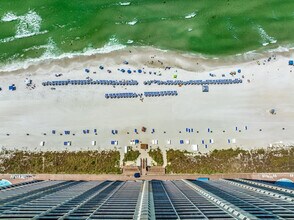 16819 Front Beach Rd in Panama City Beach, FL - Building Photo - Building Photo