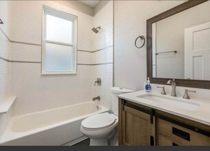 522 N Humphrey Ave in Oak Park, IL - Foto de edificio - Building Photo