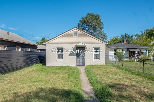 2421 Prospect St in Gary, IN - Building Photo - Building Photo