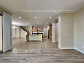 1022 S Annie Ln, Unit G201 in Gilbert, AZ - Building Photo - Building Photo