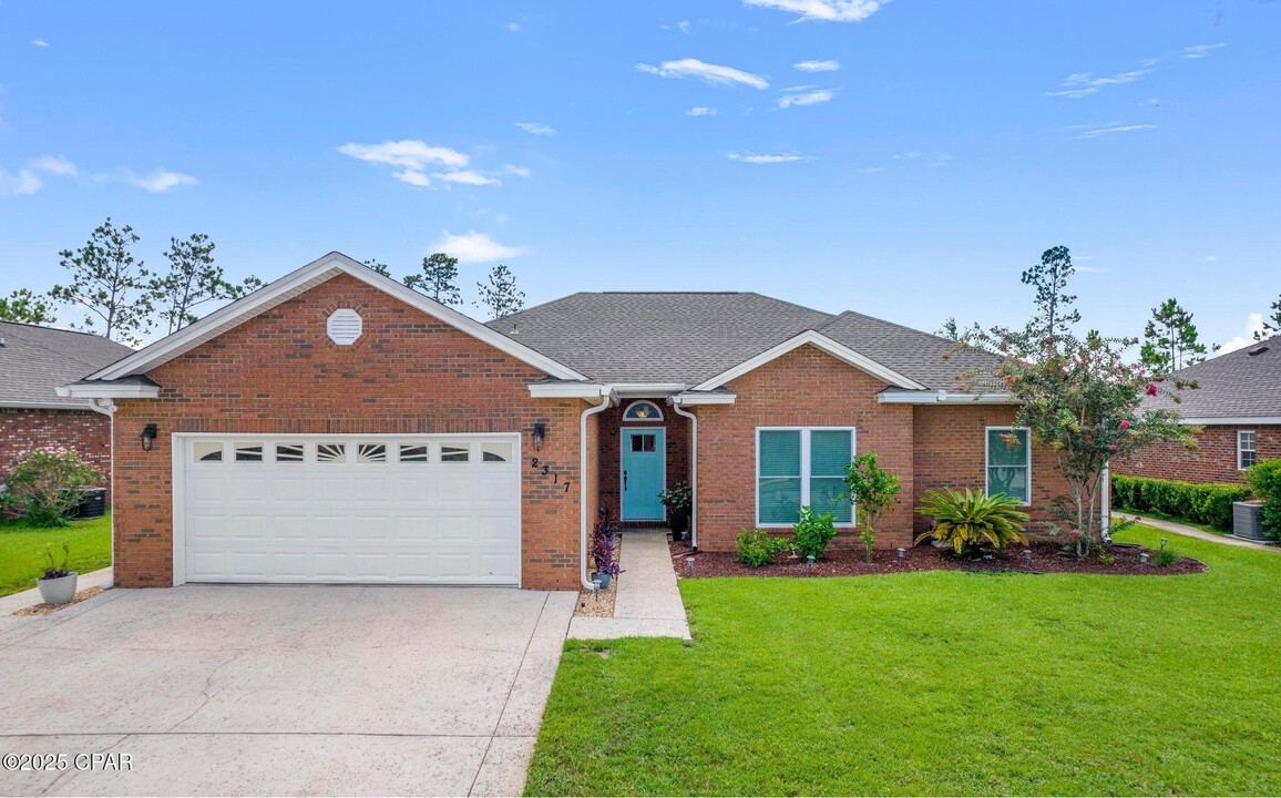 2317 Dragonfly Ln in Panama City, FL - Building Photo