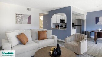 5272 Tamarus St in Las Vegas, NV - Building Photo