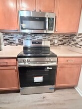 12923 Townsend Dr in Grand Ledge, MI - Building Photo - Building Photo