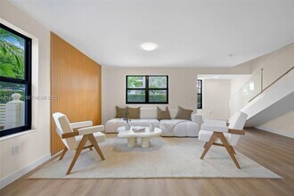 7994 Crespi Blvd in Miami Beach, FL - Building Photo - Building Photo