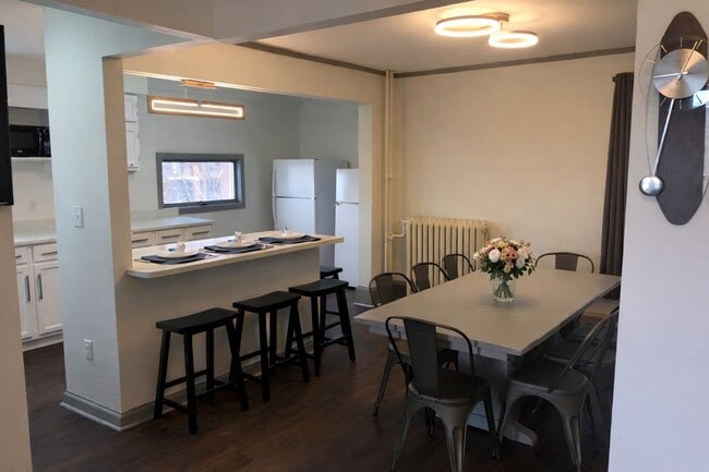 306 Bryant Ave in Ithaca, NY - Building Photo - Building Photo