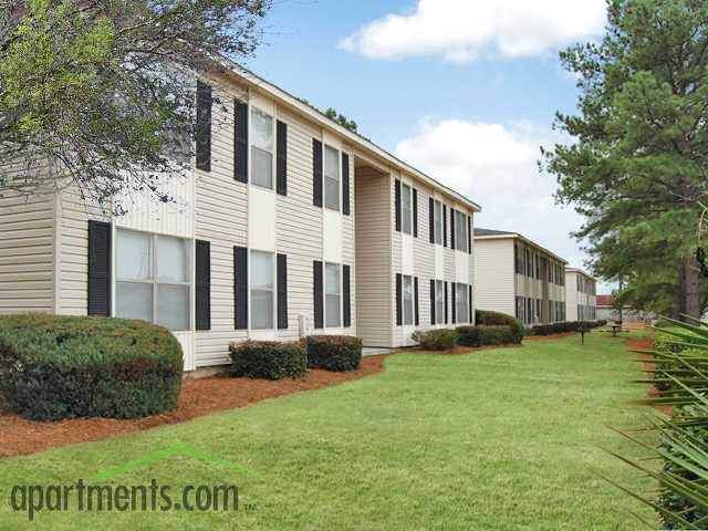 Woodhaven Apartments in Augusta, GA - Building Photo - Building Photo