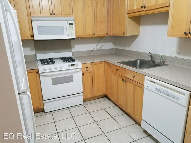 2800 Westhill Dr in Austin, TX - Building Photo - Building Photo