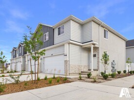 453 E 650 N in Salem, UT - Building Photo