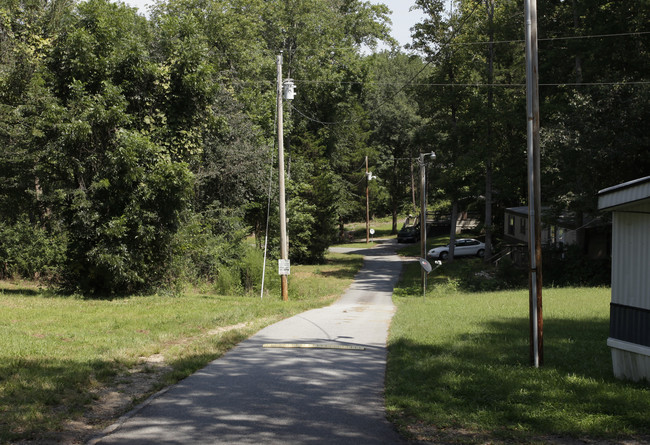 Compton's Mobile Home Community in Liberty, SC - Building Photo - Building Photo