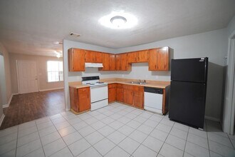 1312 Nylic St in Tallahassee, FL - Building Photo - Building Photo