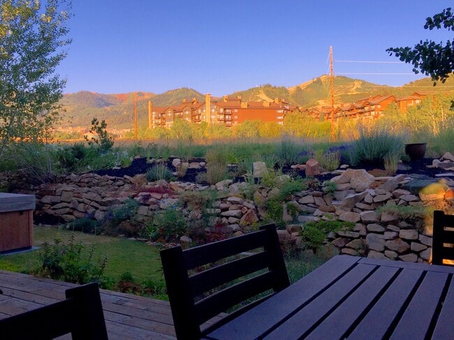 4087 Worthington Dr in Park City, UT - Building Photo - Building Photo
