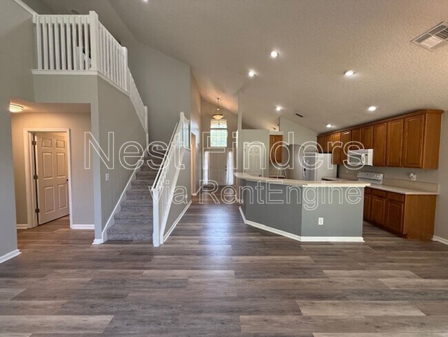 property at 830 S Lilac Loop