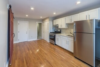 97 MA-97 in Salem, MA - Building Photo - Building Photo