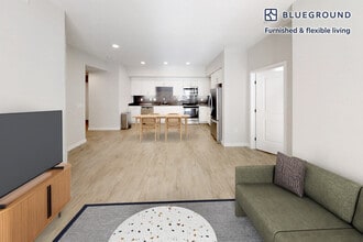 6301 Shellmound St in Emeryville, CA - Building Photo - Building Photo