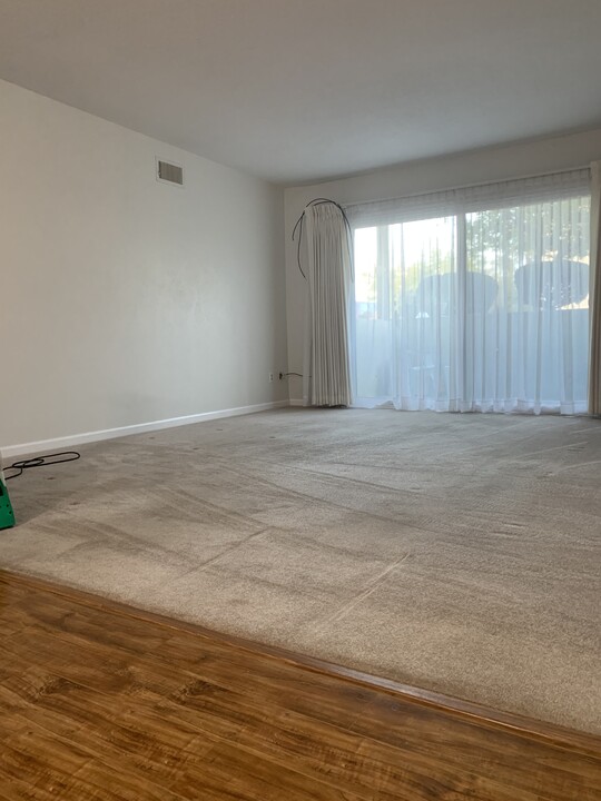 1662 Brownstone Blvd, Unit 312 in Toledo, OH - Building Photo