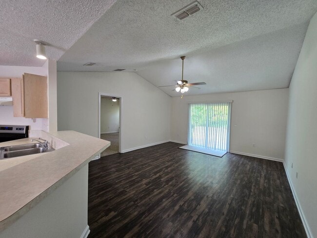 3904 Hideaway Lane in Middleburg, FL - Building Photo - Building Photo