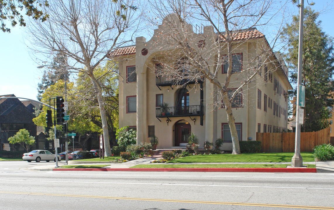 Marengo Apartments in Pasadena, CA - Building Photo