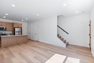 35 N Gateway Dr in Providence, UT - Building Photo - Building Photo