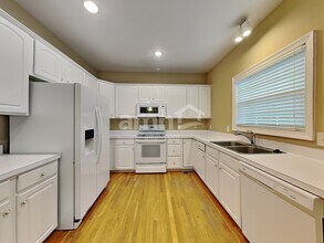 6385 Clubside Dr in Whitsett, NC - Building Photo - Building Photo