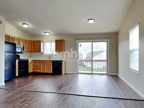 30 Sandpiper Ct in Amelia, OH - Building Photo - Building Photo