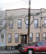 6711 Forest Ave in Ridgewood, NY - Building Photo - Building Photo